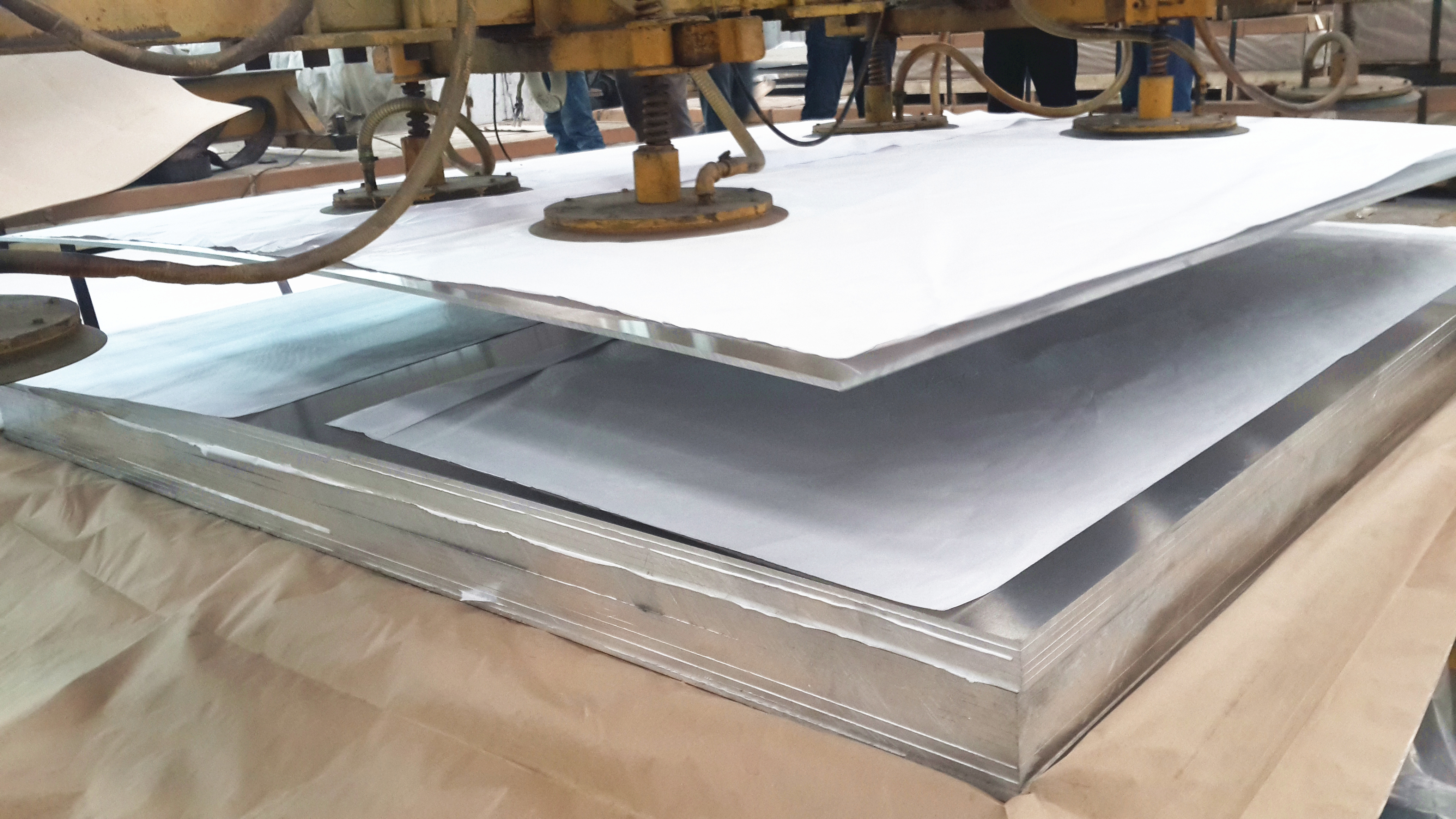 7020 aluminum alloy has high strength and good processing properties