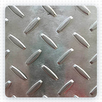 Diamond plate sheets for trailer floor